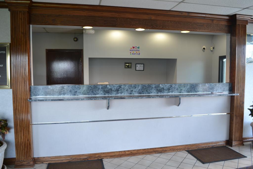 Super 8 By Wyndham Rocky Mount I-95 Exit 145 Hotel Battleboro Bagian luar foto